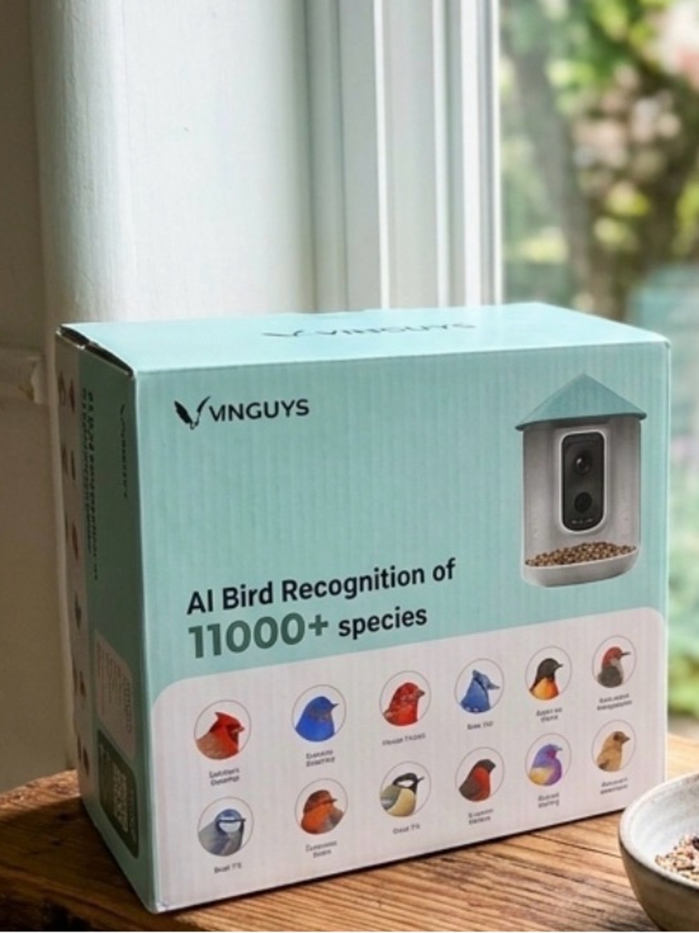 Bamboo Smart Solar Powered Bird Feeder — 2.5K Camera, WiFi, 11000+Identification - Picture 3 of 4